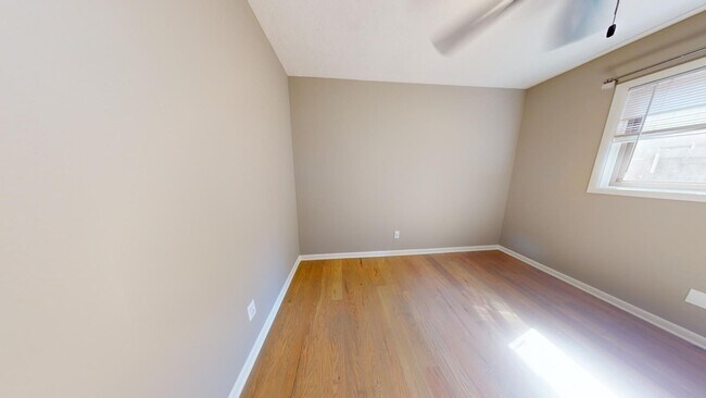 Building Photo - Shelton Woods Single Family