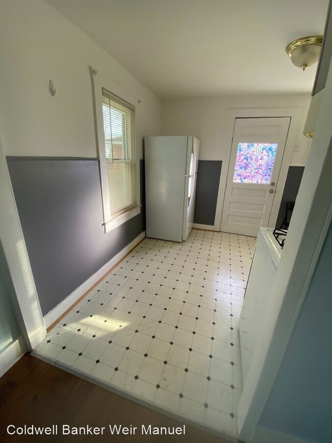Building Photo - 2 br, 1 bath House - 1507 Pagel