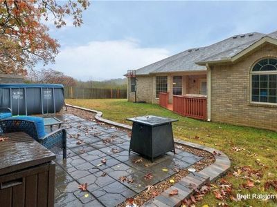 Building Photo - 656 W Foothills Dr