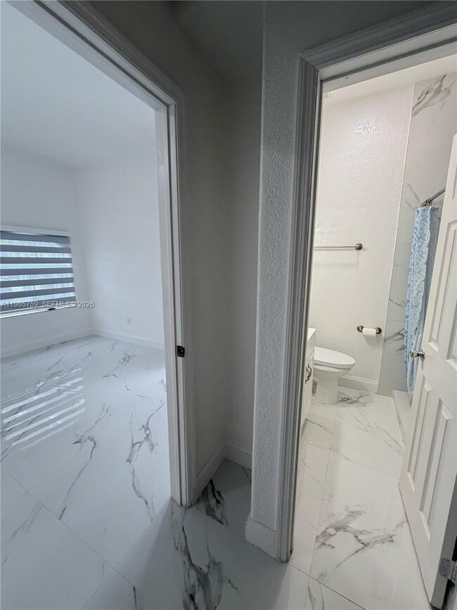 Building Photo - 16242 SW 42nd Terrace