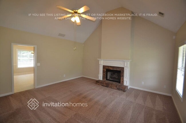 Building Photo - 1564 Snow Hill Dr