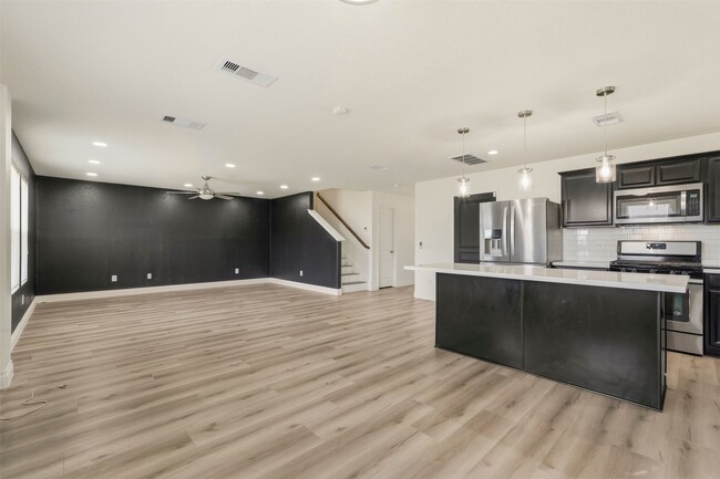Building Photo - 6810 Cortenridge Ln