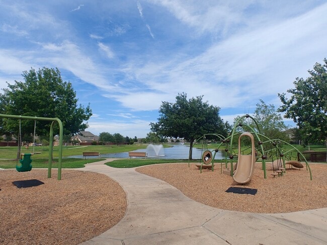 Building Photo - 26046 Quiet Field Ct