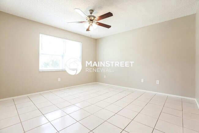 Building Photo - 3 Bedroom Pet-Friendly Home in PORT CHARLOTTE, FL with Main Street Renewal