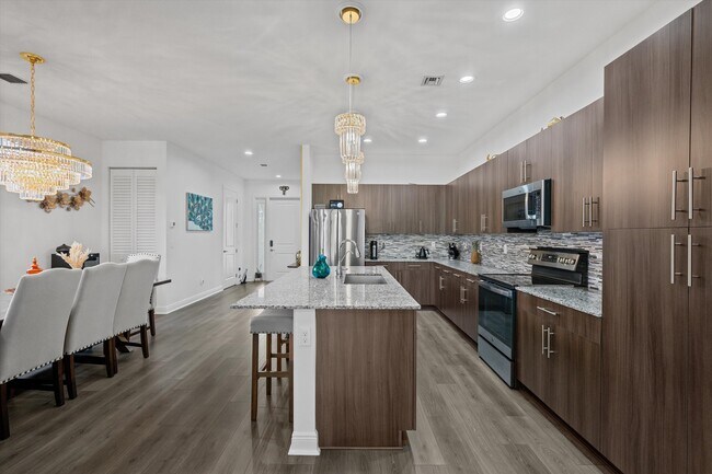 Building Photo - 4795 Sand Dollar Dr