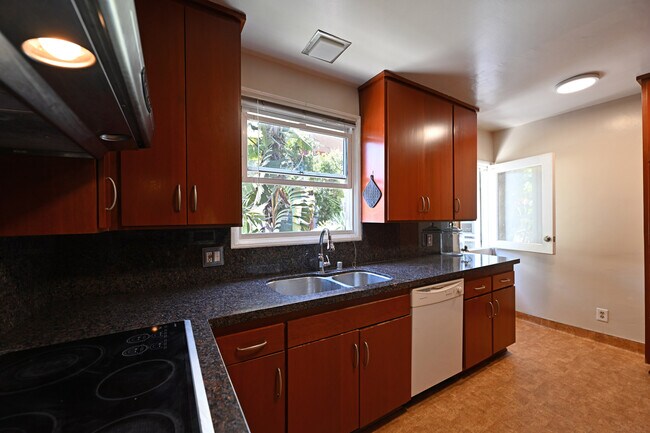 Building Photo - 11063 Ohio Ave