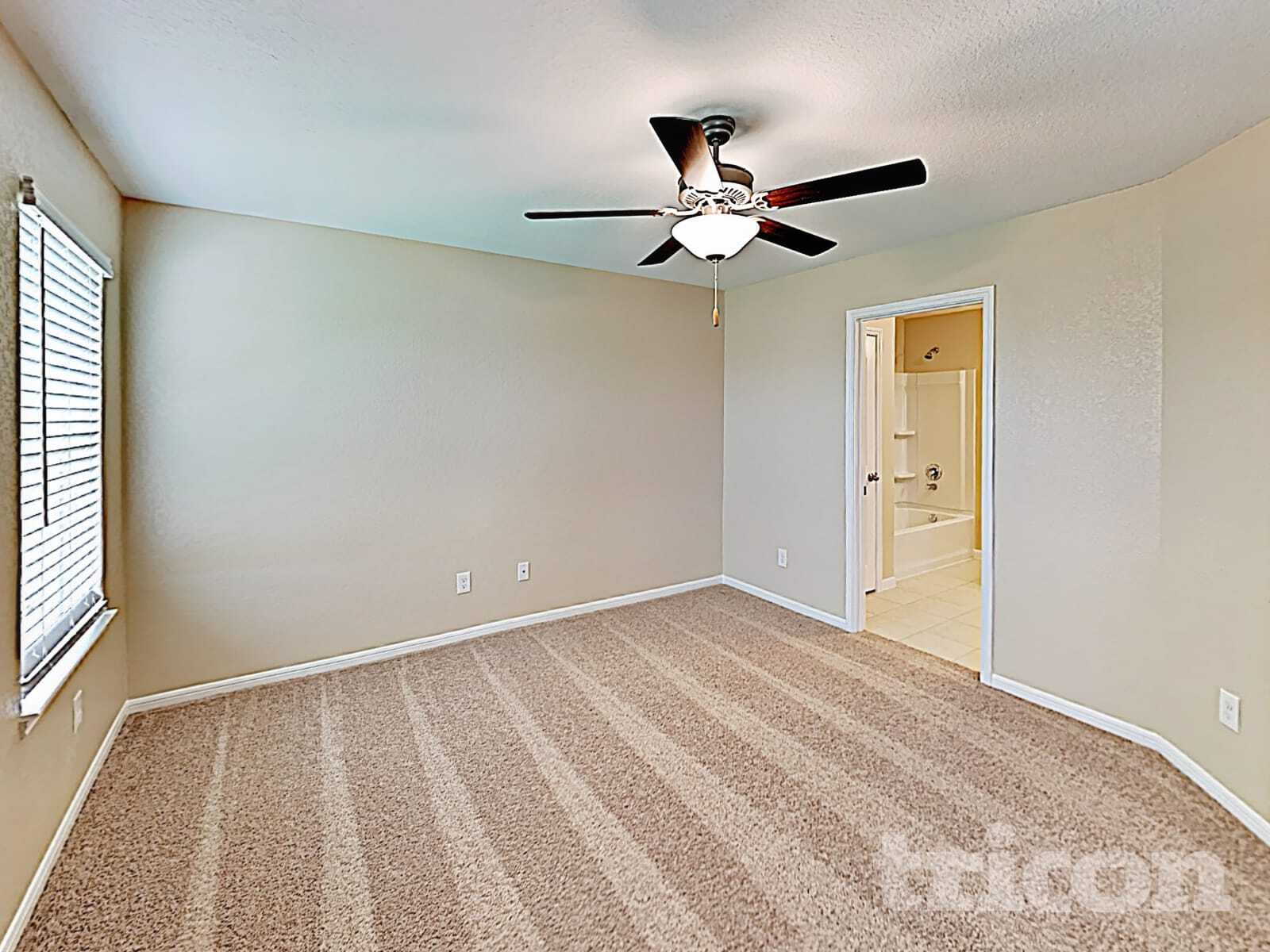 Building Photo - 725 Totem Trail Dr