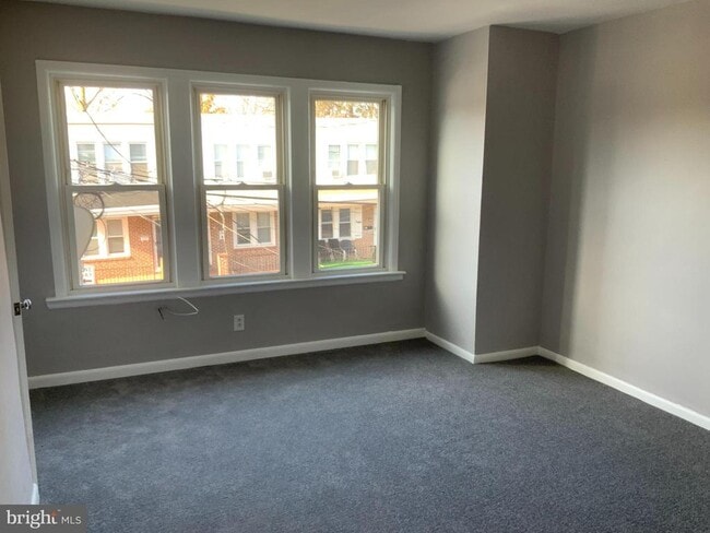 Building Photo - 254 Cedar Ave