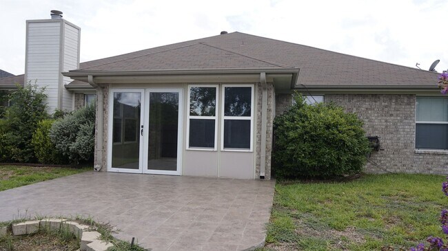 Building Photo - 5404 Hunters Ridge Trail