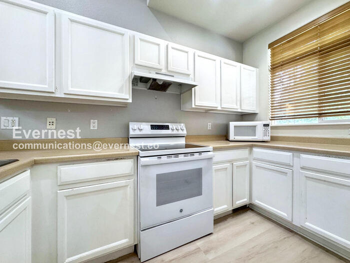 Building Photo - 9776 E Carolina Pl