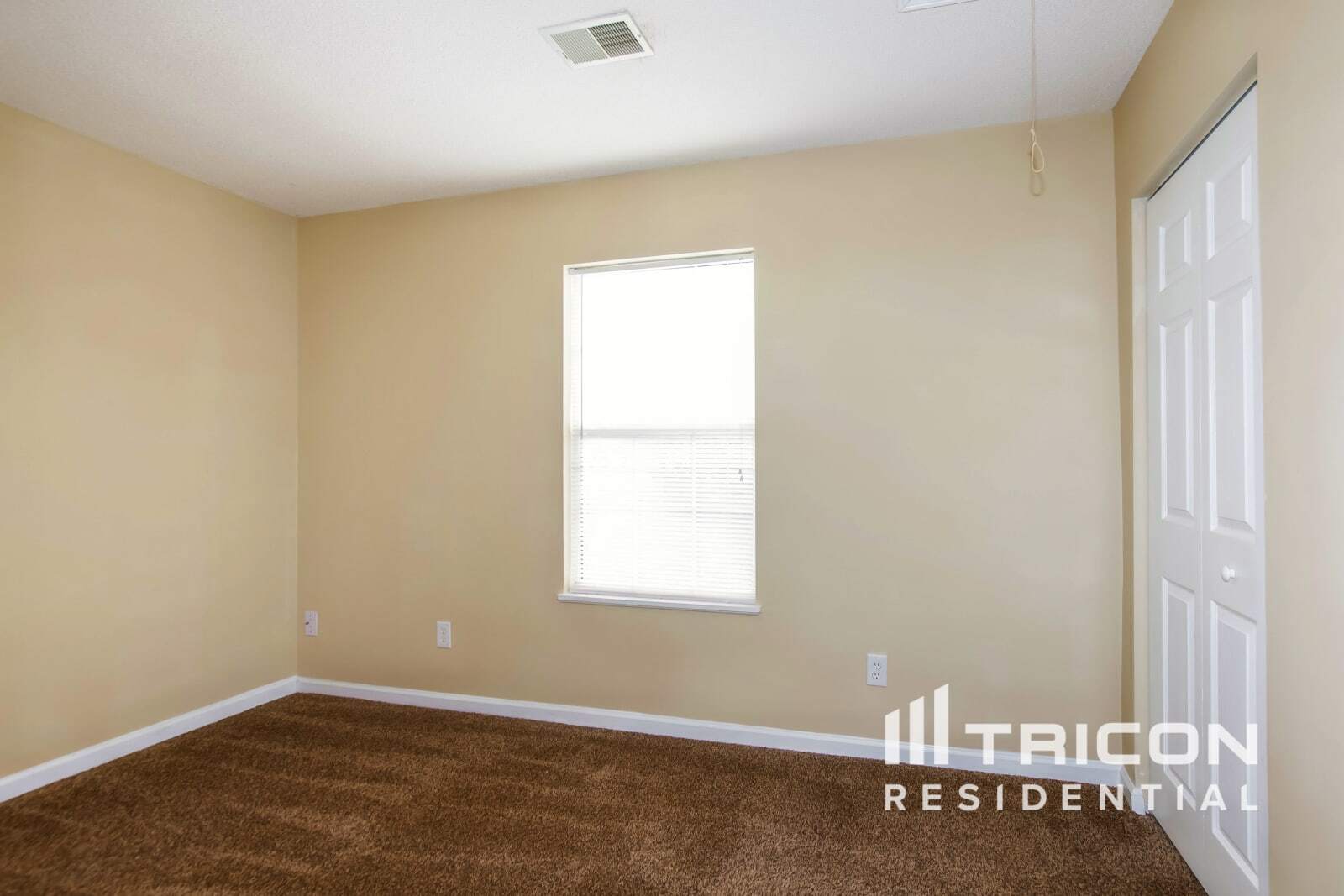 Building Photo - 7 Barnley Ct