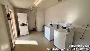 Building Photo - 5602 Bienville Dr