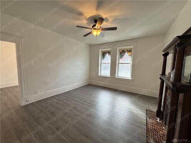 Building Photo - 44 W High St