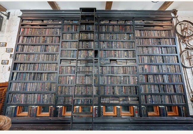 Building Photo - 45-45 W Markison Ave