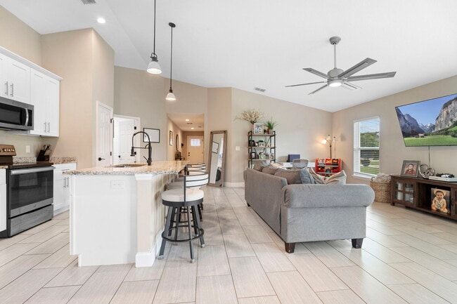 Building Photo - 2940 Beal St