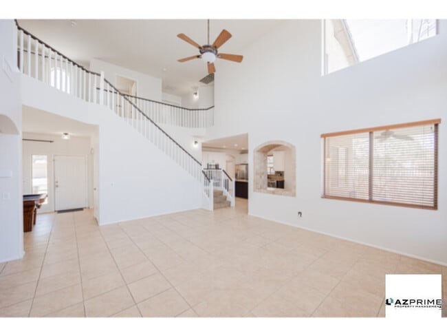 Building Photo - Escape to your Oasis in this Exquisite 5/2...