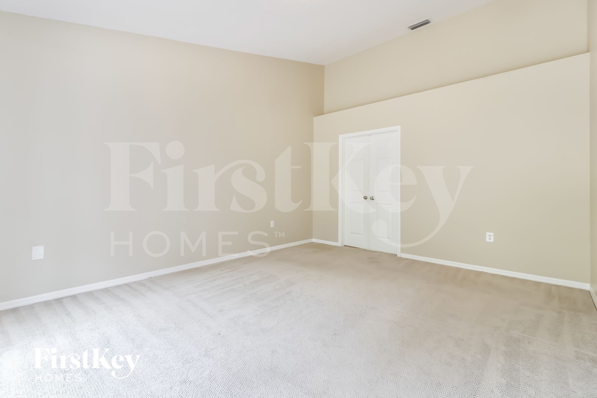 Building Photo - 28635 Fairweather Dr