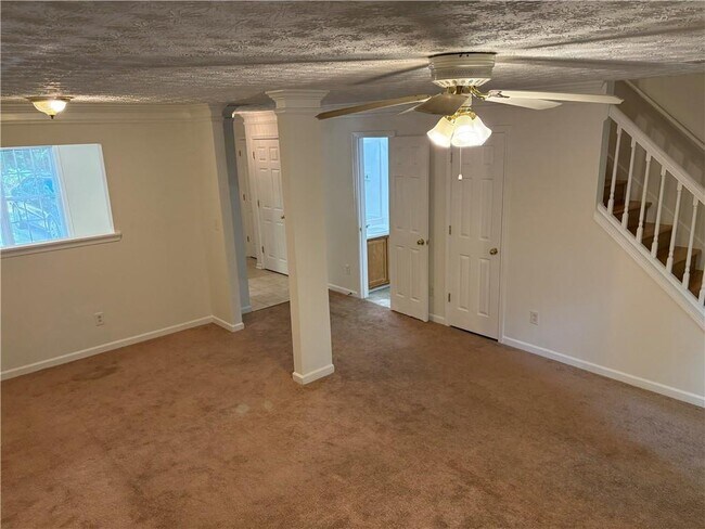 Building Photo - 4601 Logan Way