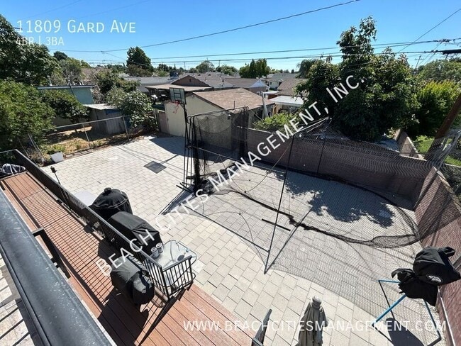 Building Photo - 11809 Gard Ave