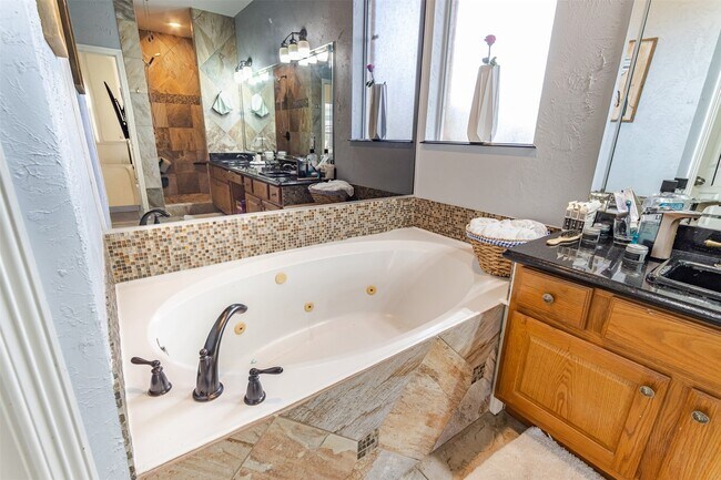 Building Photo - 3204 Canvasback St