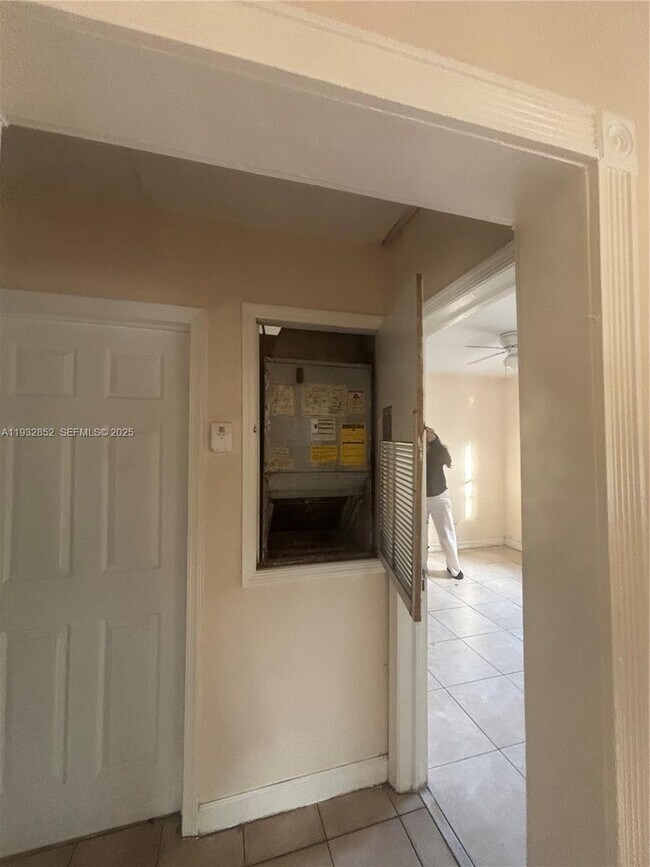 Building Photo - 1087 NW 51st St