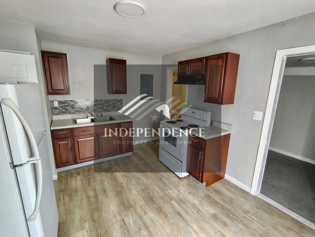 Building Photo - 3217 Finley St