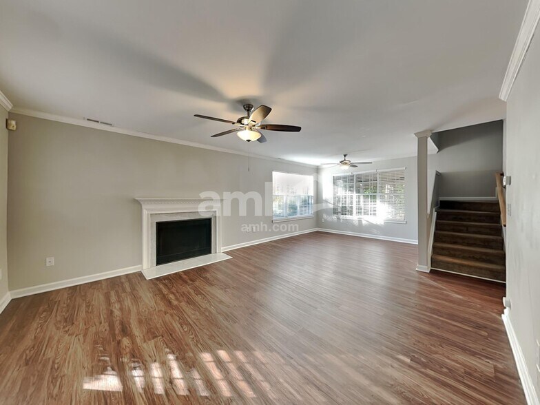 Building Photo - 103 Fair Isle Ct