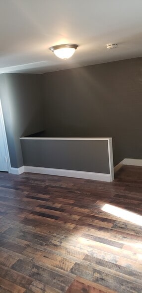 3rd floor Mancave, office or playroom - 910 Spring Garden St