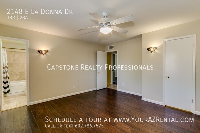 Building Photo - 2148 E La Donna Dr