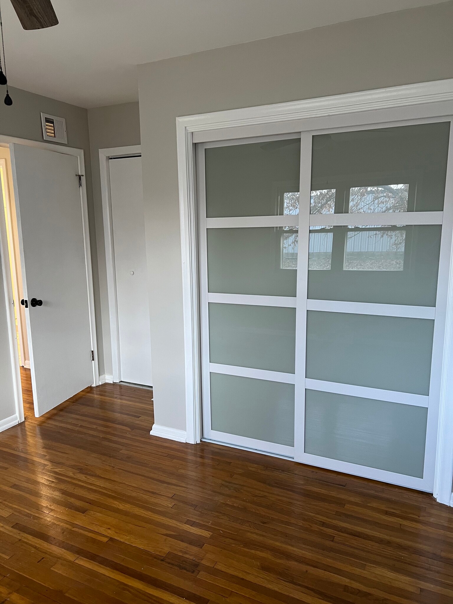 Building Photo - 102 Franklin St