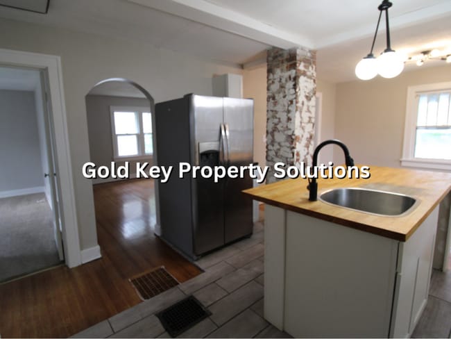 Building Photo - Attractive 2 BR 1 BA House with 2-Car Garage and Covered Porch (NO SECTION 8)