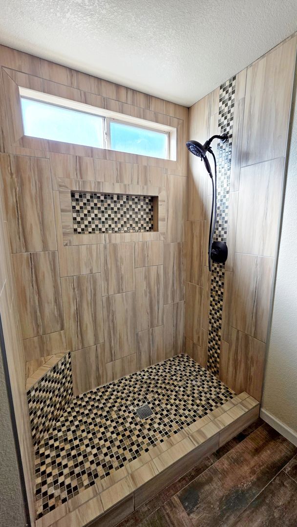 Building Photo - Ahwatukee Home with Backyard OASIS!