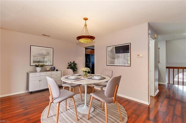 Building Photo - 3764 Chimney Creek Dr