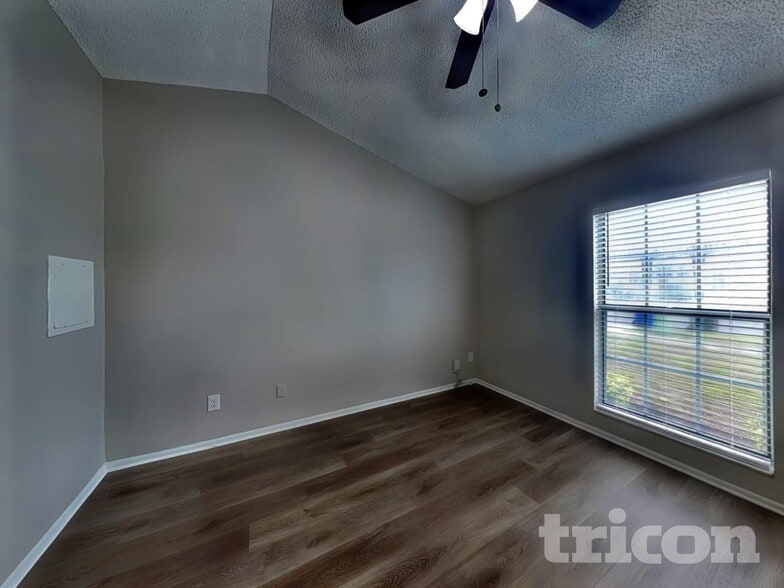 Building Photo - 4413 Shadberry Dr