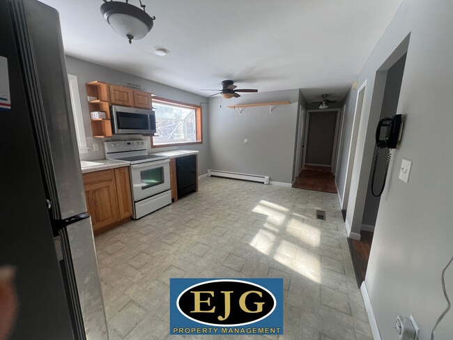 Building Photo - 75 Indian Acres Dr