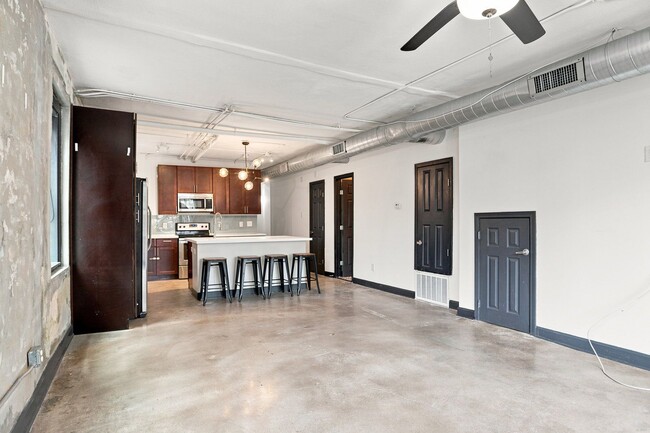 Building Photo - 6825 Avenue C