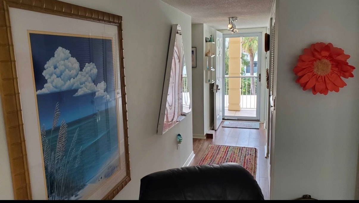 Building Photo - 3802 Gulf of Mexico Dr