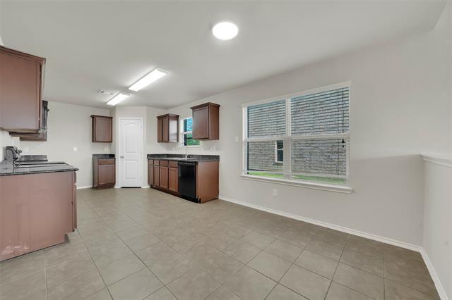 Building Photo - 2133 Meadow View Dr