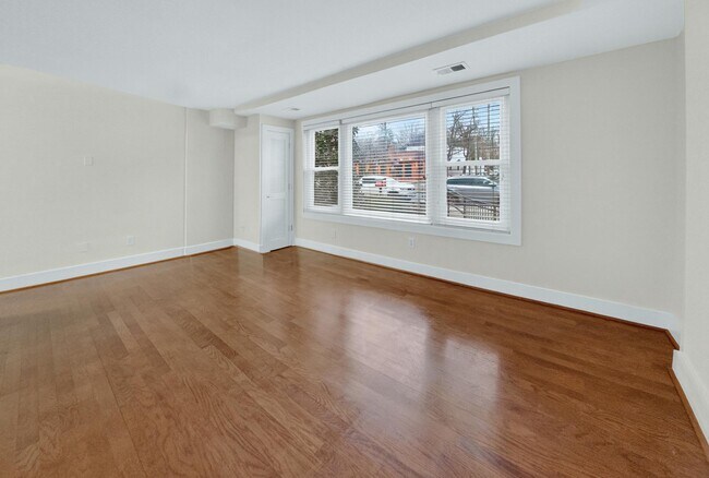 Building Photo - 4840 MacArthur Blvd NW