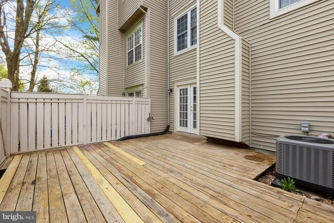 Building Photo - 2384 Branleigh Park Ct