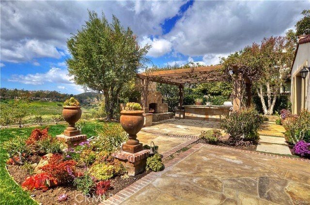 Building Photo - 23 Praire Grass