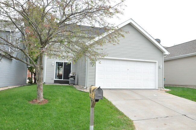 Building Photo - 306 Harbour Town Dr