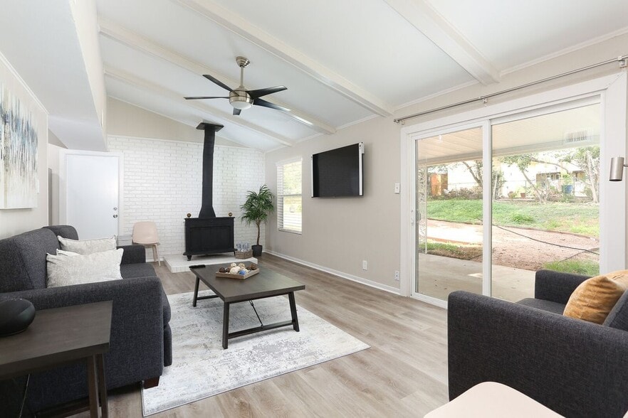 Building Photo - 619 Northstar Dr