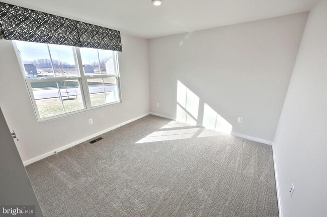 Building Photo - 77 Summerfield Dr