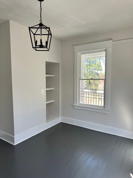 Building Photo - 251 Broad St