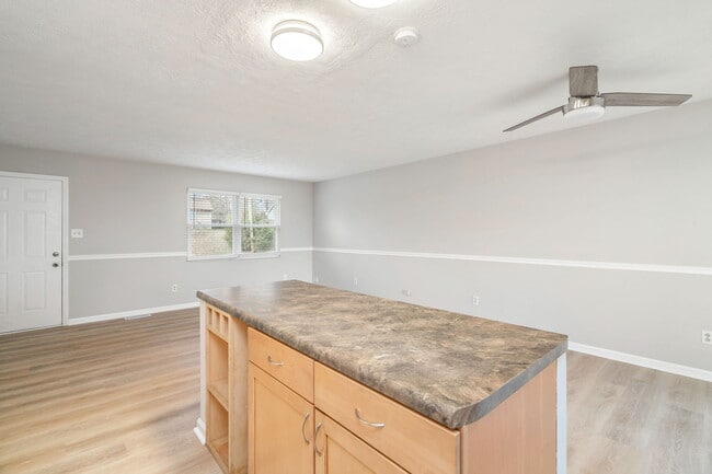 Building Photo - 5712 Walden Woods Ct NW