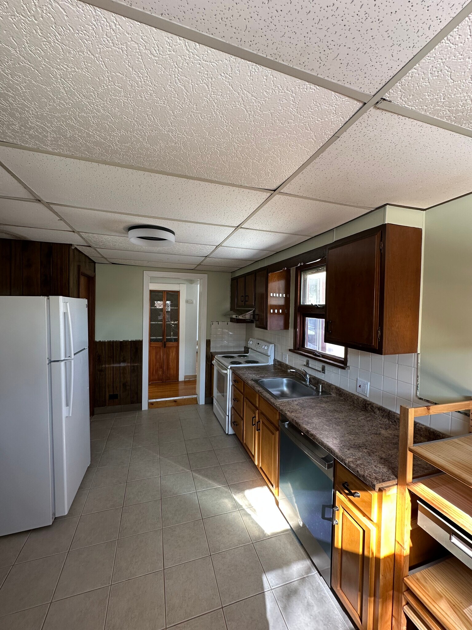 Building Photo - 47 Gould Ave