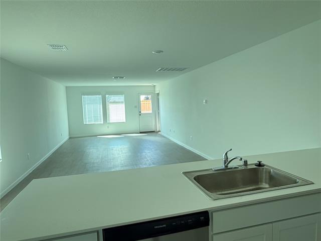 Building Photo - 6500 Glade St