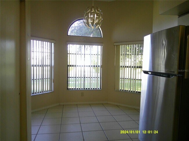 Building Photo - 818 Vermont Woods Ln