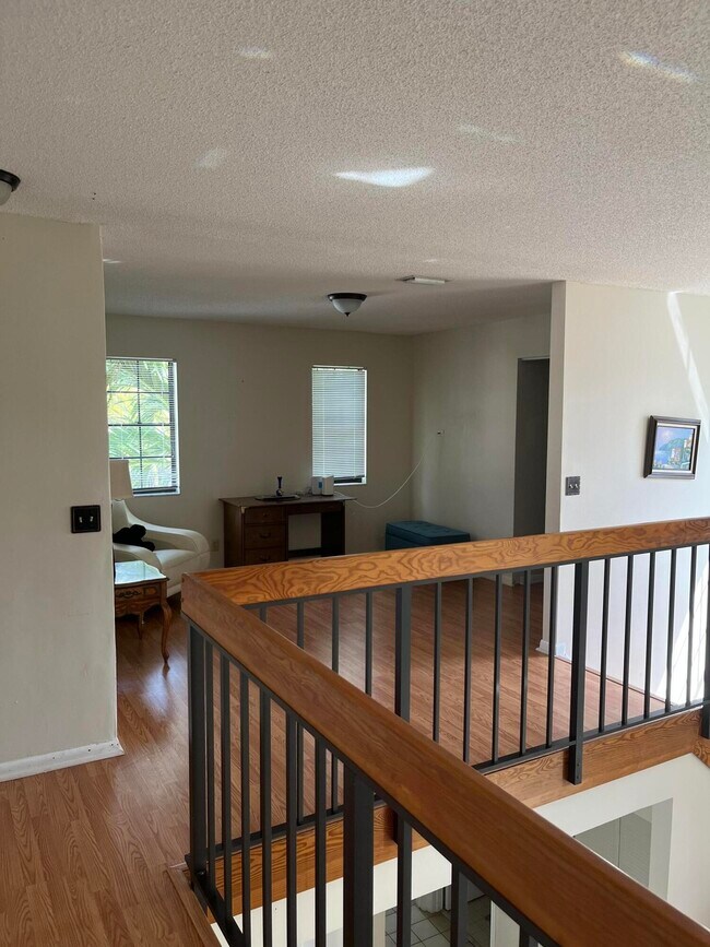 Building Photo - 1731 Shoreside Cir